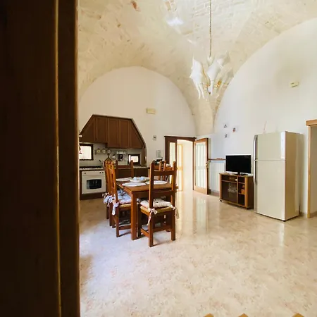 בית נופש Casa Di Giacomo לוקורוטונדו